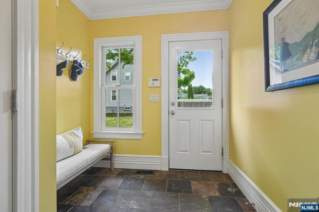 159 Center Avenue, Little Falls, NJ 07424