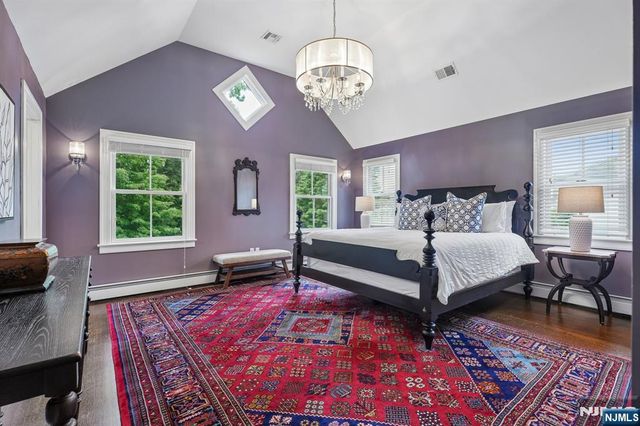 159 Center Avenue, Little Falls, NJ 07424