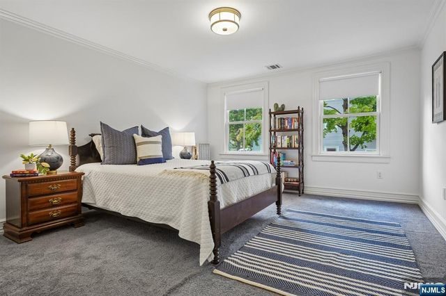 159 Center Avenue, Little Falls, NJ 07424