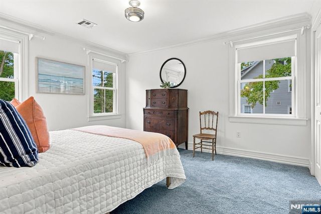 159 Center Avenue, Little Falls, NJ 07424