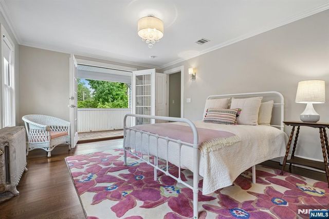 159 Center Avenue, Little Falls, NJ 07424
