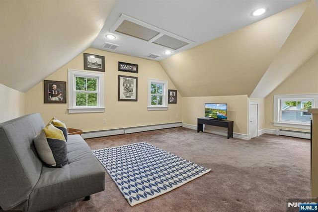 159 Center Avenue, Little Falls, NJ 07424
