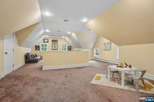 159 Center Avenue, Little Falls, NJ 07424