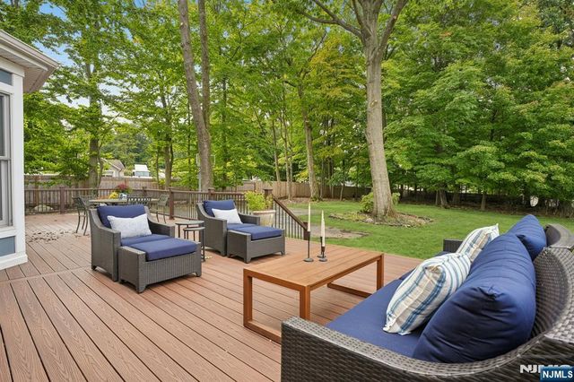 159 Center Avenue, Little Falls, NJ 07424