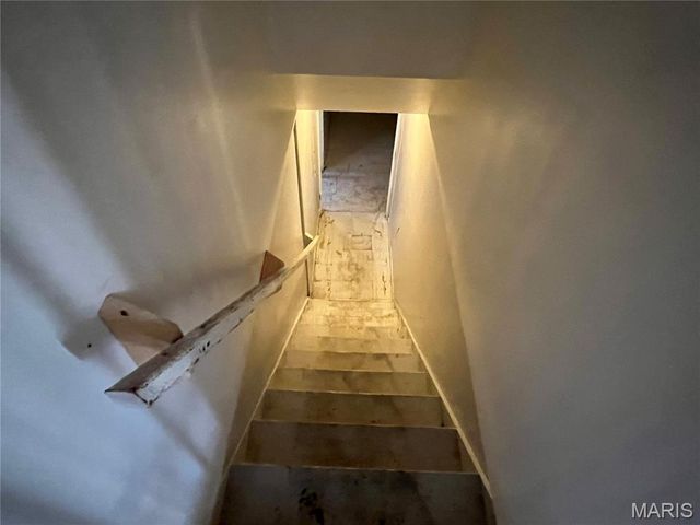 10224 Viscount Drive, St Louis, MO 63136