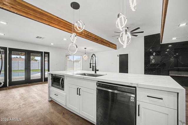 2037 E RIVIERA Drive, Tempe, AZ 85282