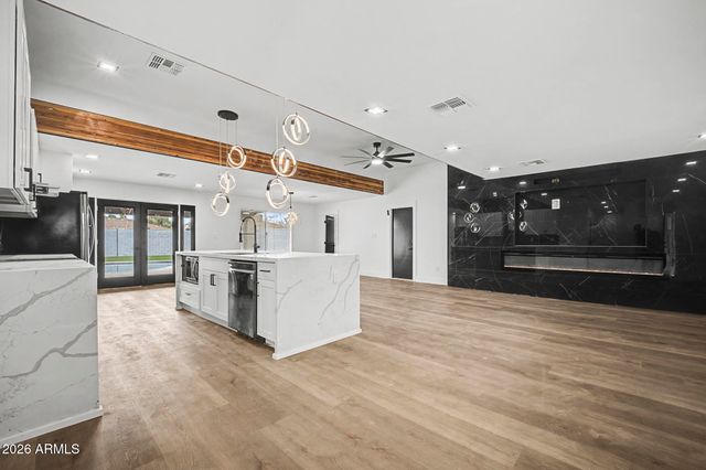 2037 E RIVIERA Drive, Tempe, AZ 85282