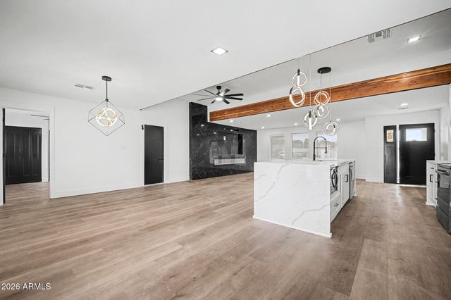 2037 E RIVIERA Drive, Tempe, AZ 85282