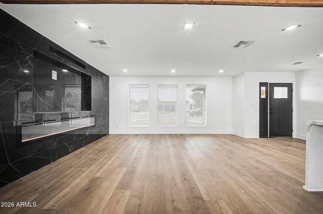 2037 E RIVIERA Drive, Tempe, AZ 85282