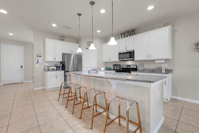 1626 REGAL RIVER CIRCLE, Ocoee, FL 34761