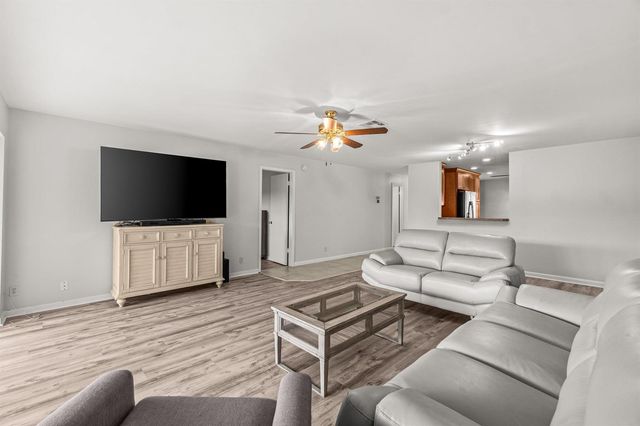 5074 Privet Place B, Delray Beach, FL 33484