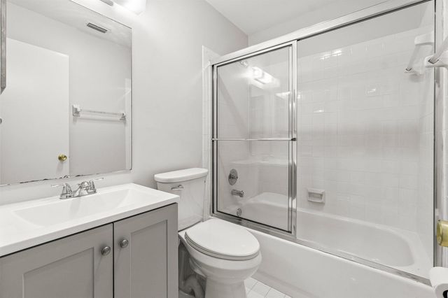 5074 Privet Place B, Delray Beach, FL 33484