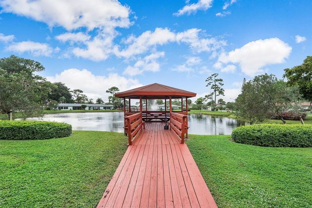 5074 Privet Place B, Delray Beach, FL 33484
