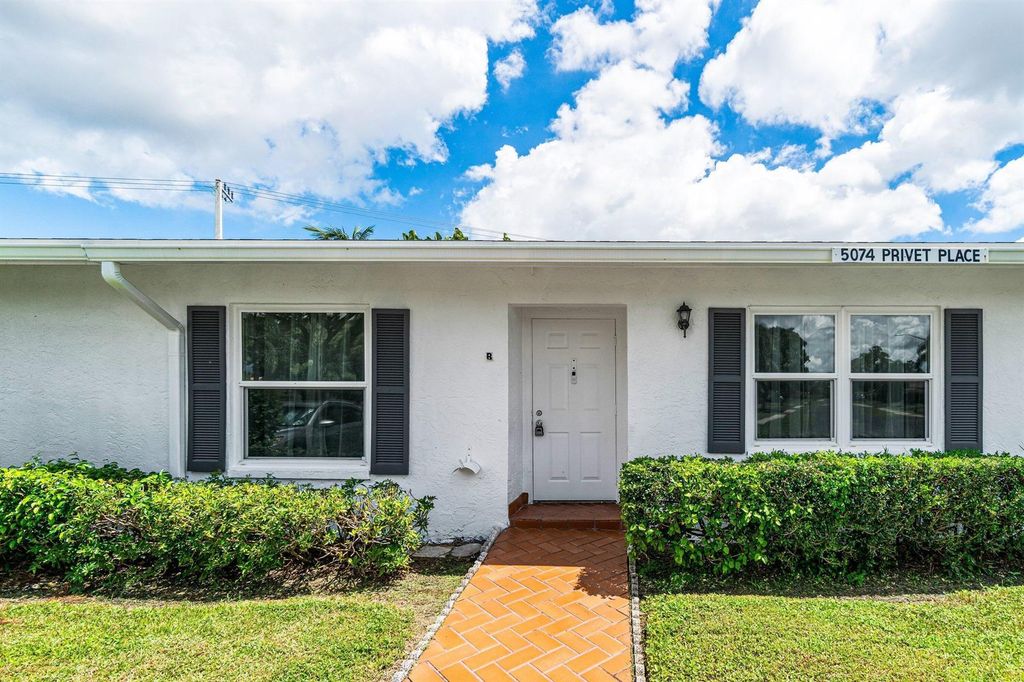 5074 Privet Place B, Delray Beach, FL 33484