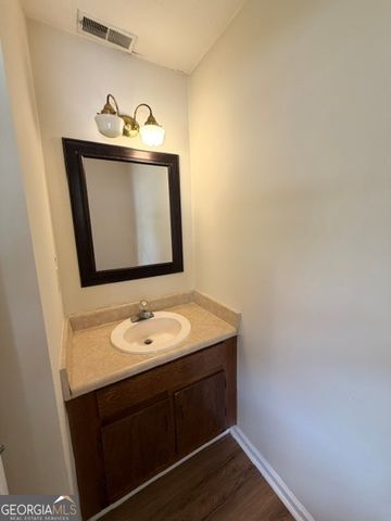 1174 Ridgecrest Lane SE, Smyrna, GA 30080