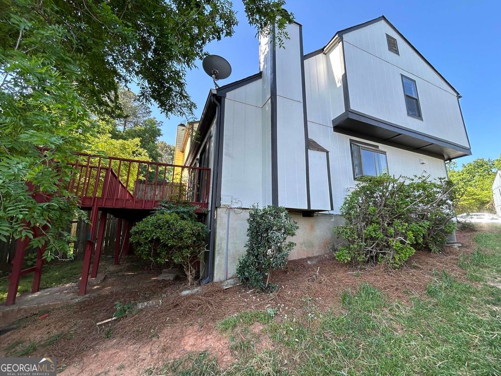1174 Ridgecrest Lane SE, Smyrna, GA 30080