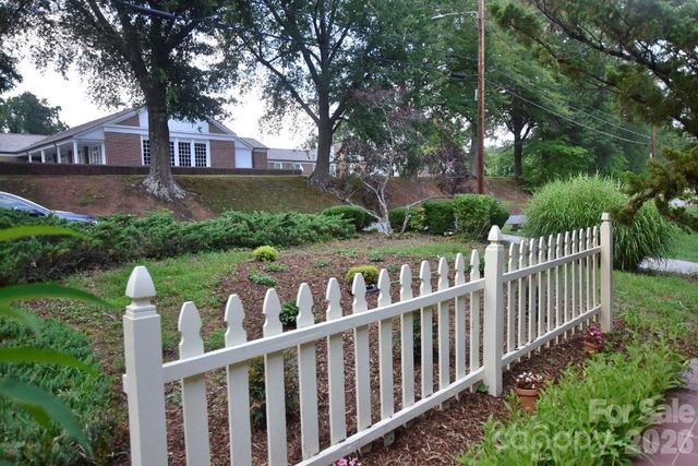 105 Silver Creek Road, Morganton, NC 28655