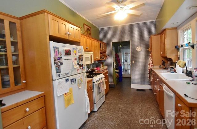 105 Silver Creek Road, Morganton, NC 28655