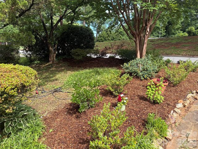 105 Silver Creek Road, Morganton, NC 28655