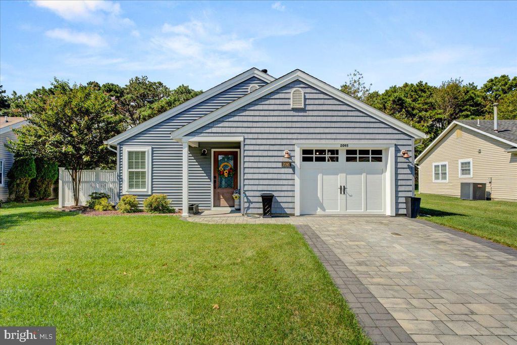 2095 LLEWELLYN PKWY, Forked River, NJ 08731