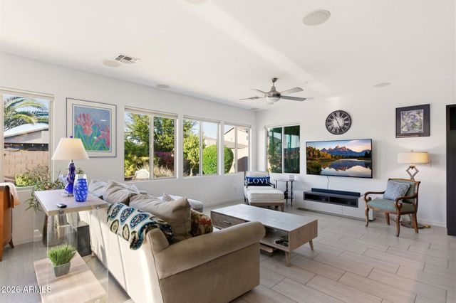 3504 E RAVENSWOOD Drive, Gilbert, AZ 85298