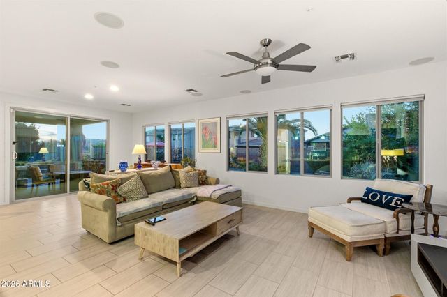 3504 E RAVENSWOOD Drive, Gilbert, AZ 85298