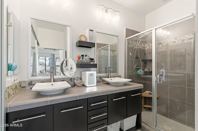 3504 E RAVENSWOOD Drive, Gilbert, AZ 85298