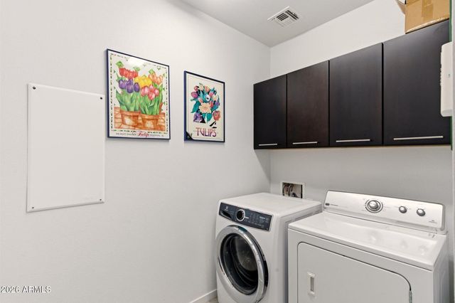 3504 E RAVENSWOOD Drive, Gilbert, AZ 85298