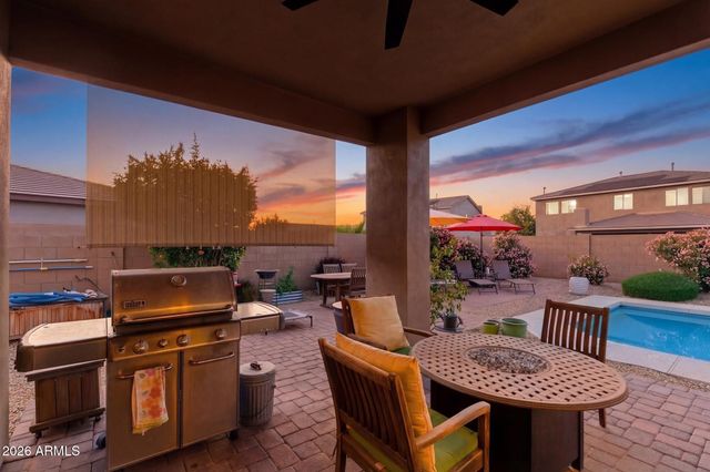 3504 E RAVENSWOOD Drive, Gilbert, AZ 85298