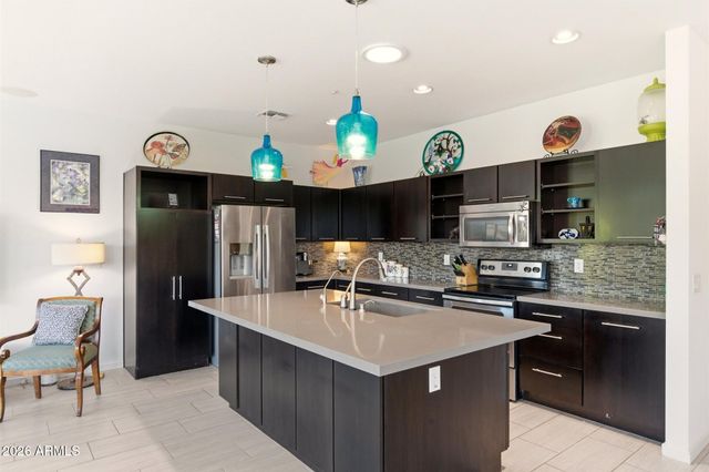 3504 E RAVENSWOOD Drive, Gilbert, AZ 85298