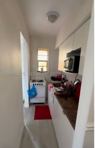 7155 NW 17th Ave 13, Miami, FL 33147