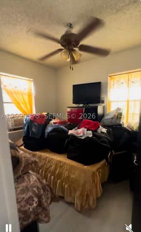 7155 NW 17th Ave 13, Miami, FL 33147