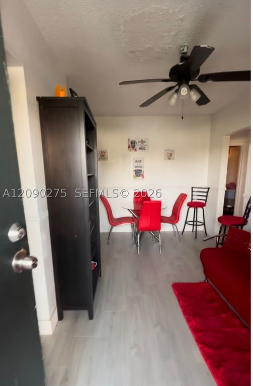 7155 NW 17th Ave 13, Miami, FL 33147