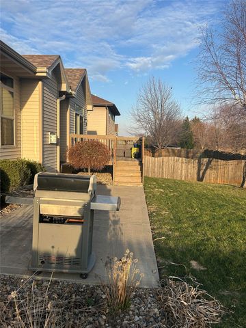 2400 NE 8th Street, Grimes, IA 50111