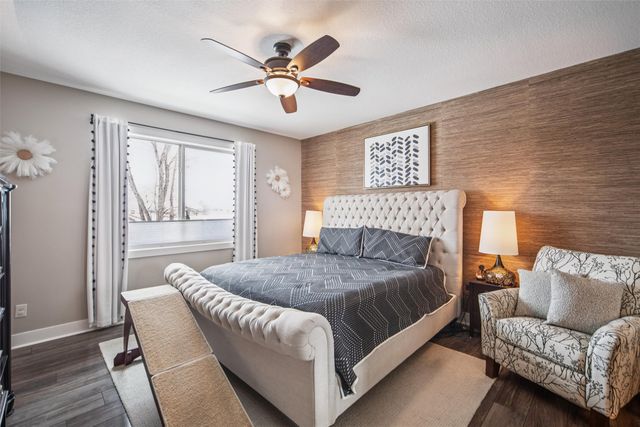 2400 NE 8th Street, Grimes, IA 50111