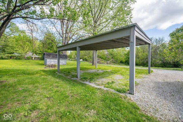 32 Beveridge Street, Greencastle, IN 46135