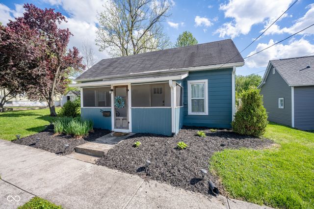 32 Beveridge Street, Greencastle, IN 46135