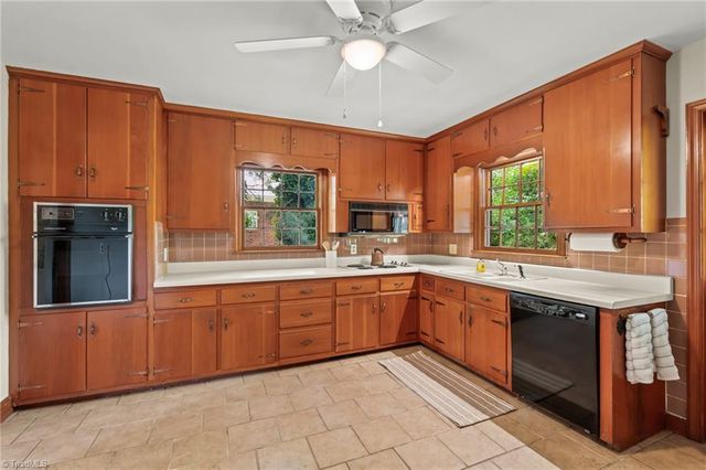 332 Grandview Drive, Winston-salem, NC 27104