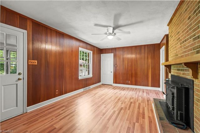 332 Grandview Drive, Winston-salem, NC 27104