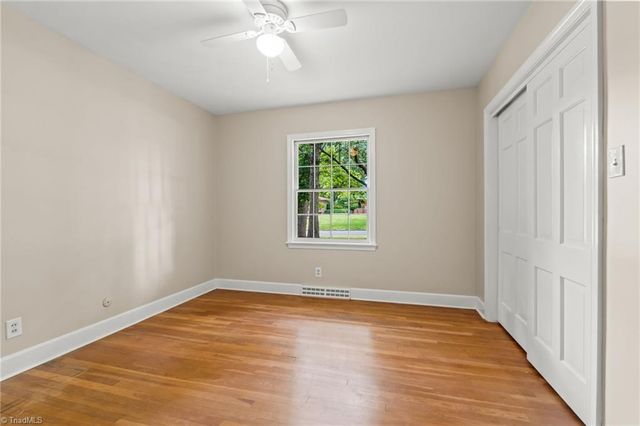 332 Grandview Drive, Winston-salem, NC 27104