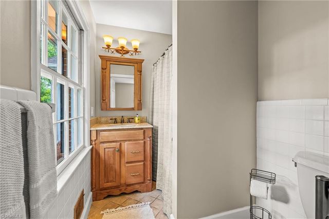 332 Grandview Drive, Winston-salem, NC 27104