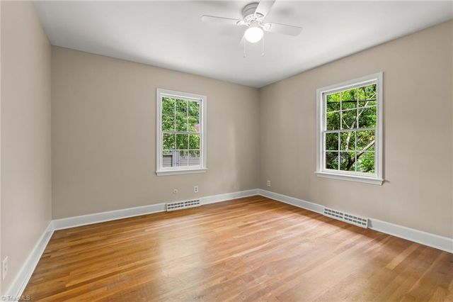 332 Grandview Drive, Winston-salem, NC 27104