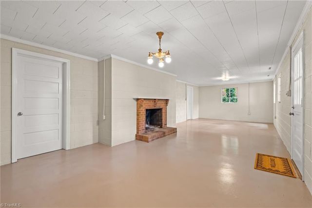 332 Grandview Drive, Winston-salem, NC 27104
