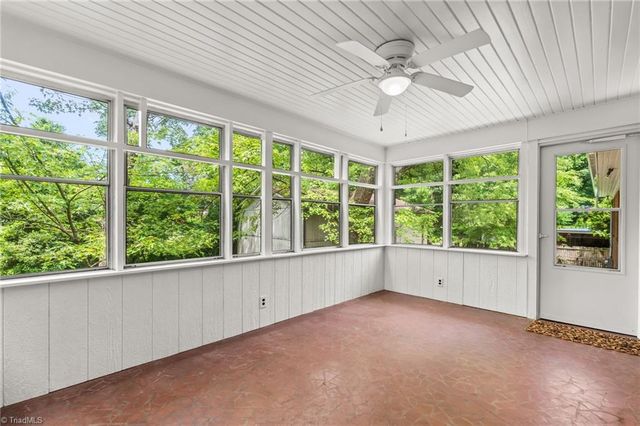 332 Grandview Drive, Winston-salem, NC 27104