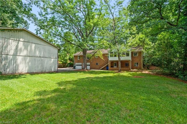 332 Grandview Drive, Winston-salem, NC 27104