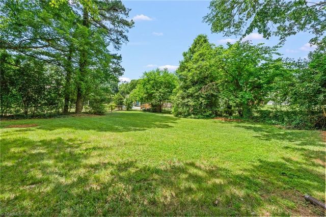 332 Grandview Drive, Winston-salem, NC 27104