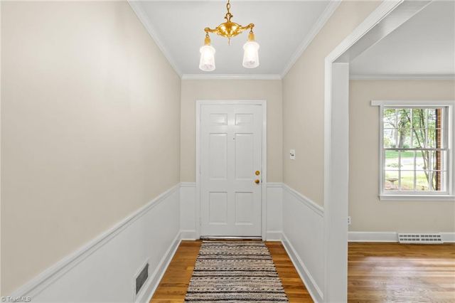 332 Grandview Drive, Winston-salem, NC 27104