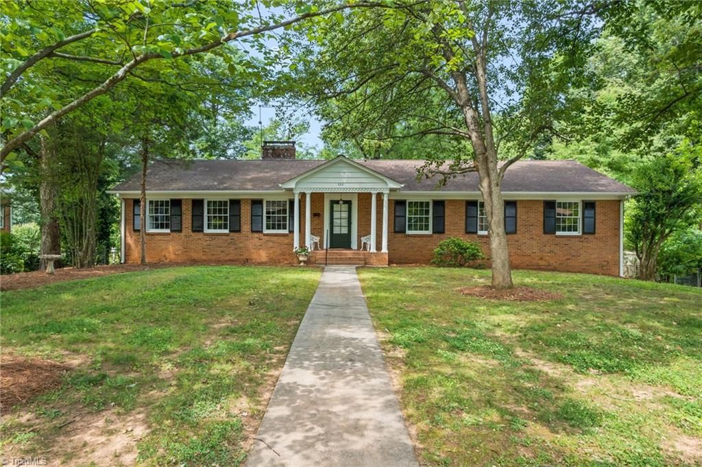 332 Grandview Drive, Winston-salem, NC 27104