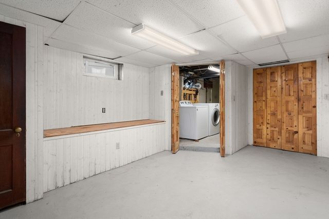 132 Dale St, Waltham, MA 02451