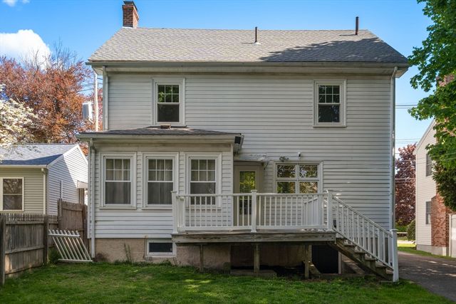 132 Dale St, Waltham, MA 02451